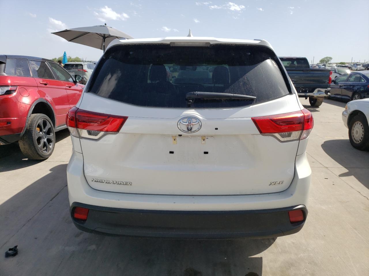 2018 TOYOTA HIGHLANDER - Image 6