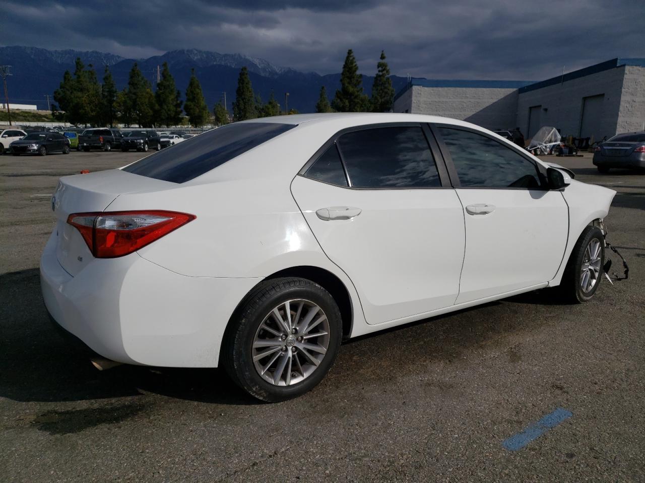 2014 TOYOTA COROLLA L - Фото 3