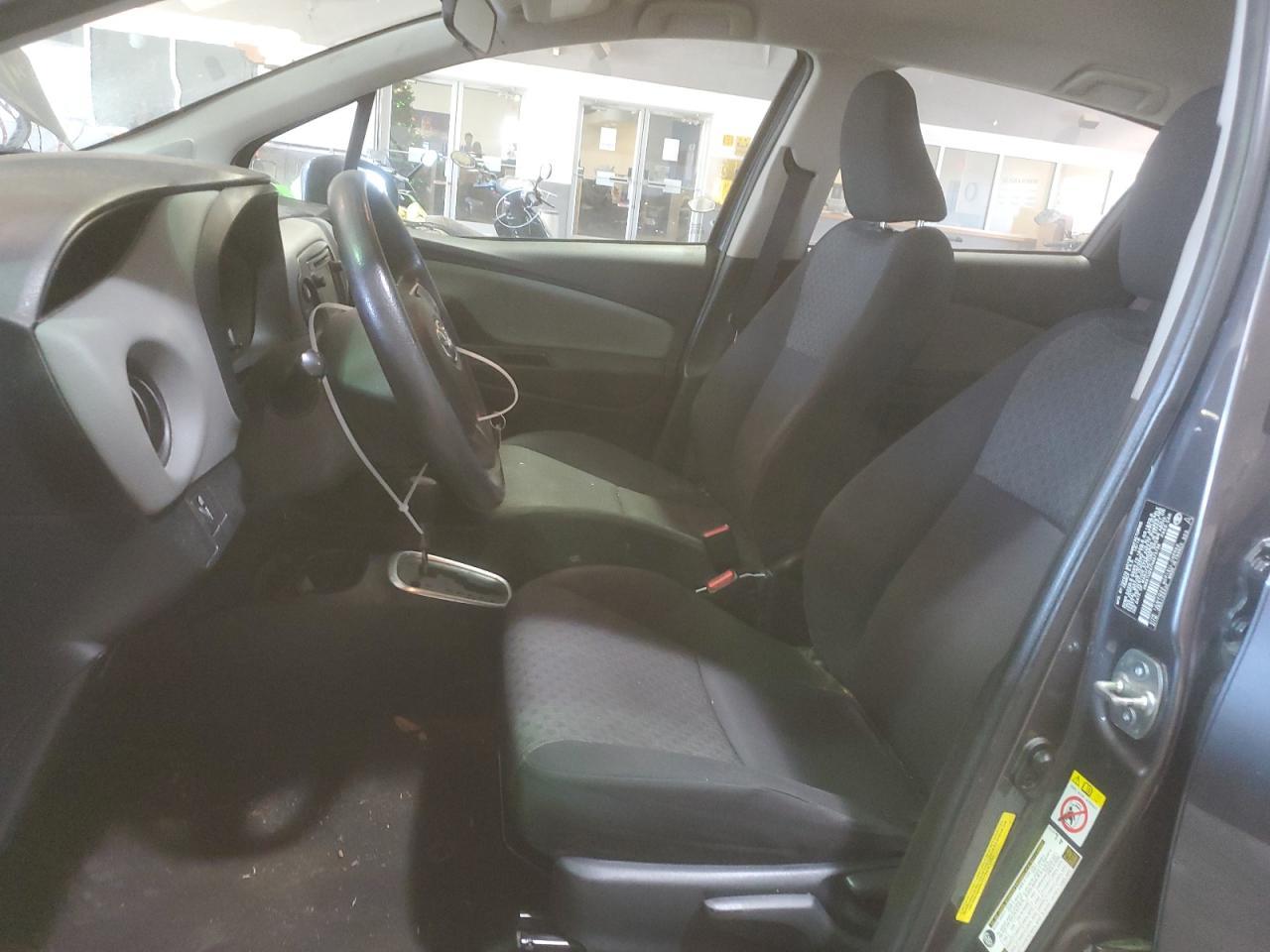 2017 TOYOTA YARIS L - Image 7