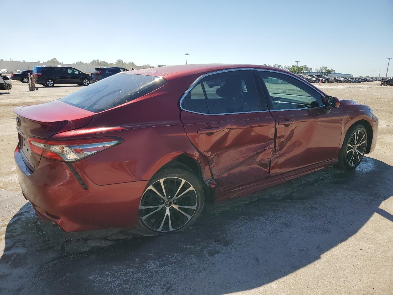 2018 TOYOTA CAMRY L - Image 3