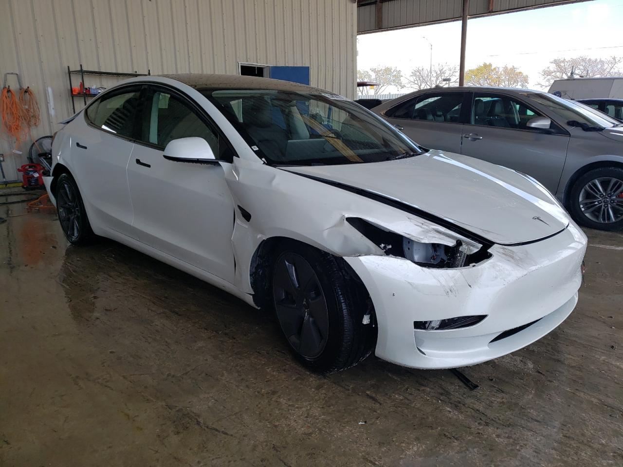2023 TESLA MODEL 3 - Image 4