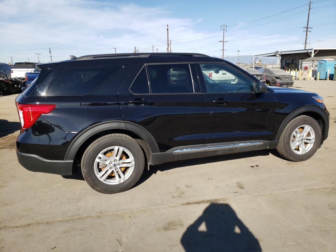 2023 FORD EXPLORER X - Фото 3