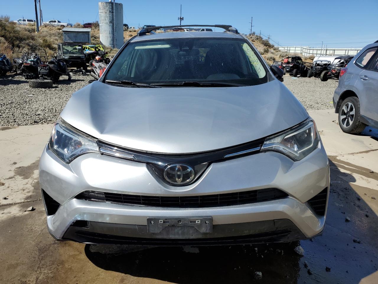2018 TOYOTA RAV4 LE - Image 5