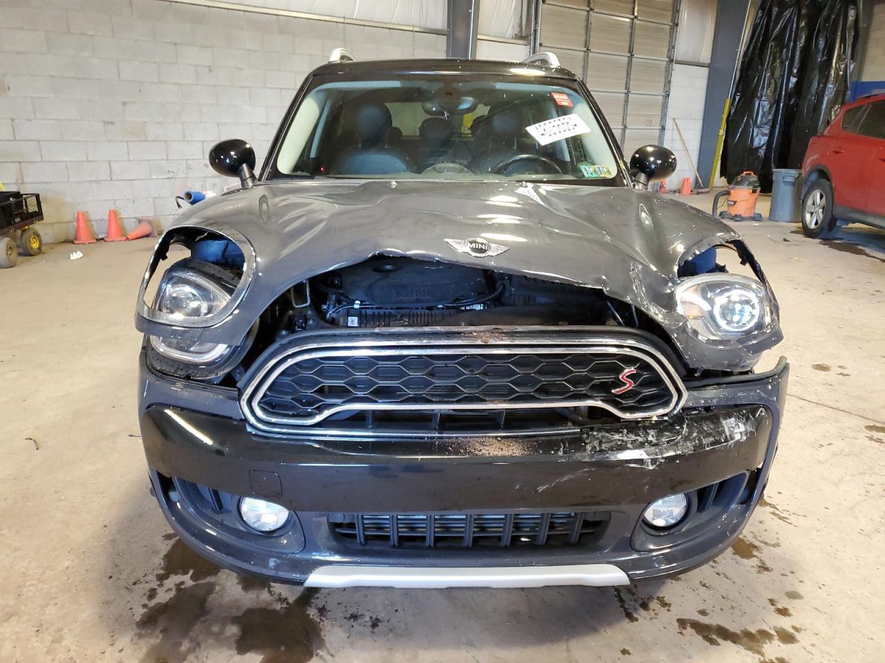 2017 MINI COOPER S C - Image 5