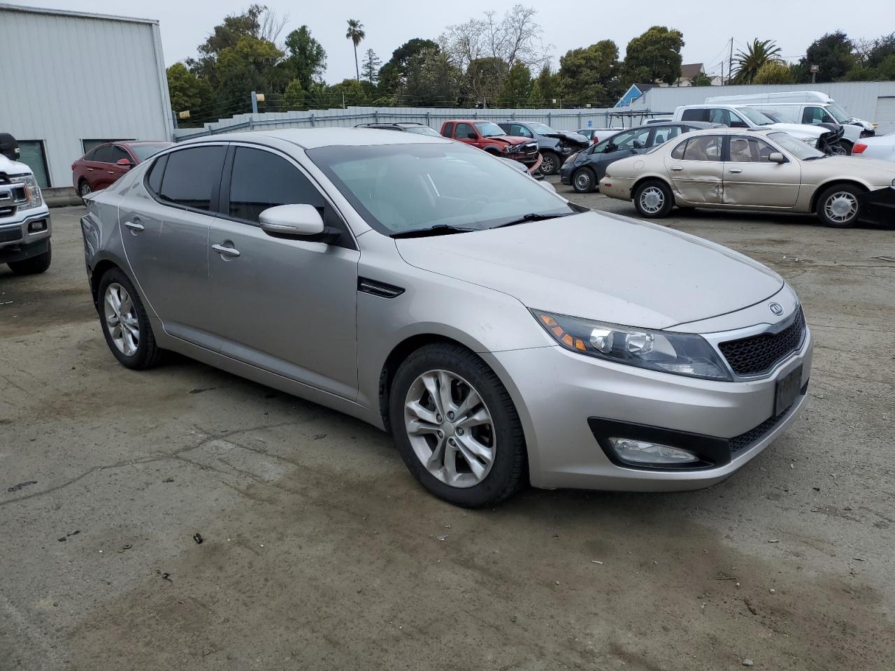 2012 KIA OPTIMA EX - Image 4