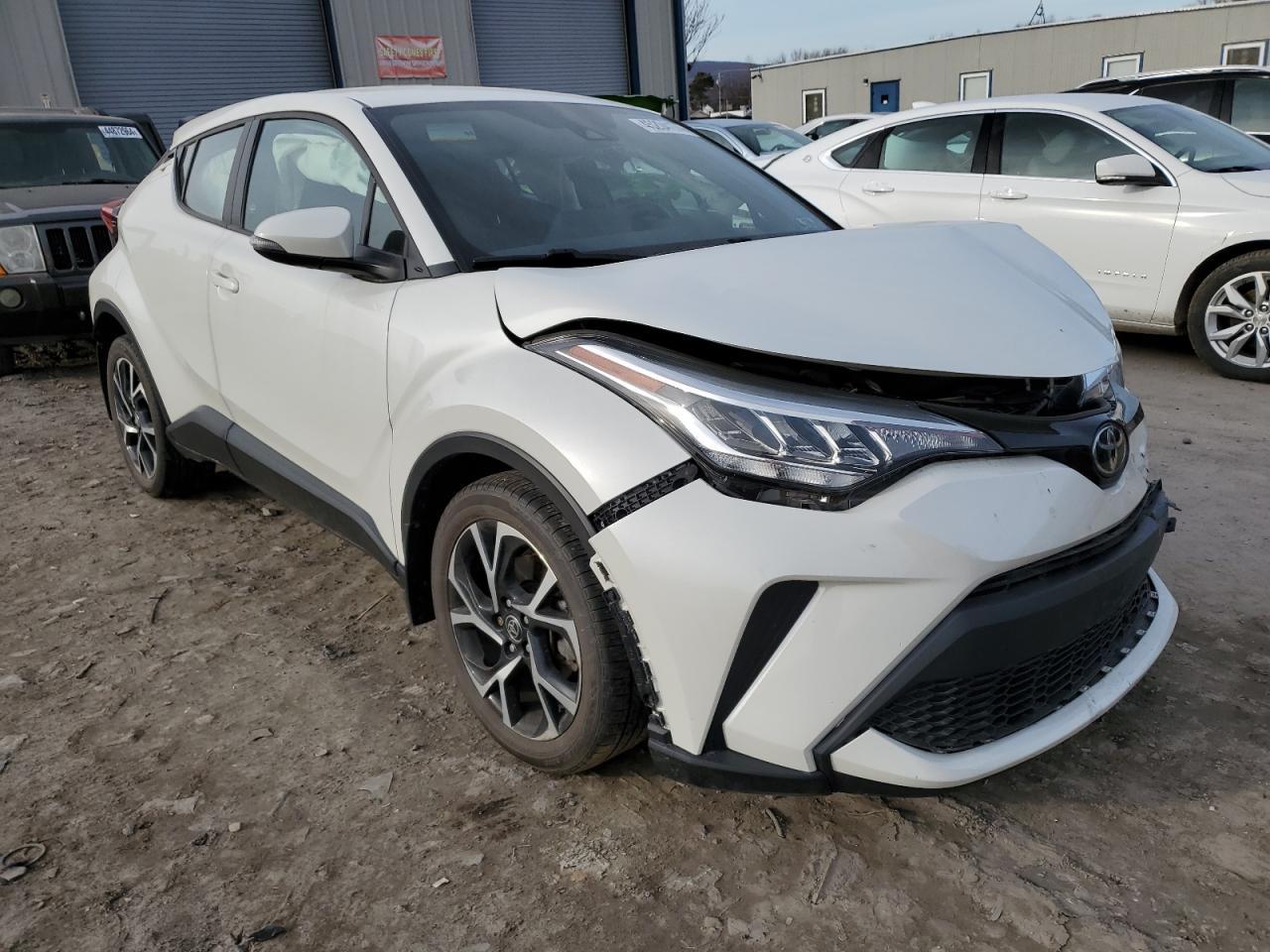 2021 TOYOTA C-HR XLE - Фото 4