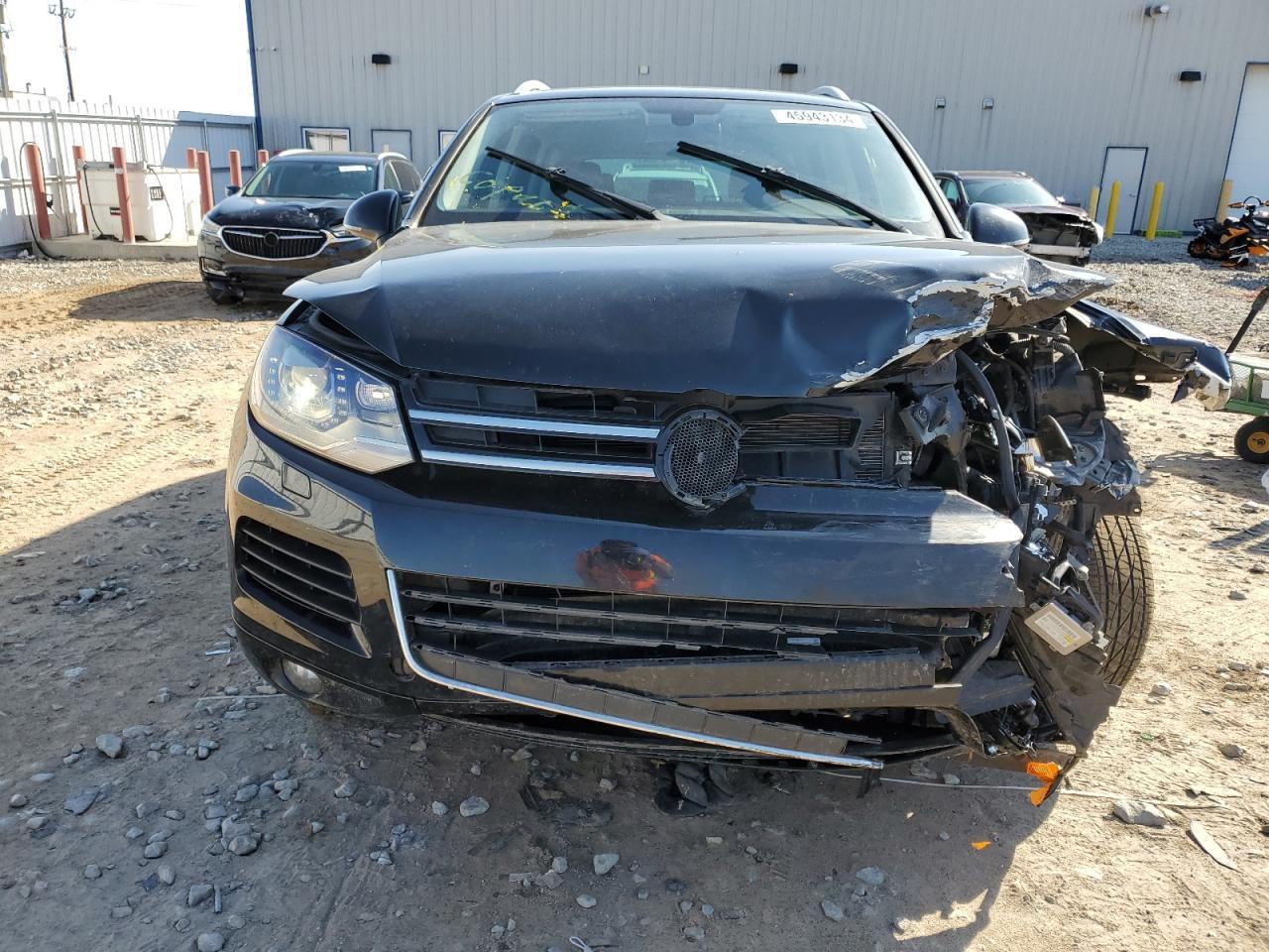 2013 VOLKSWAGEN TOUAREG V6 - Фото 5
