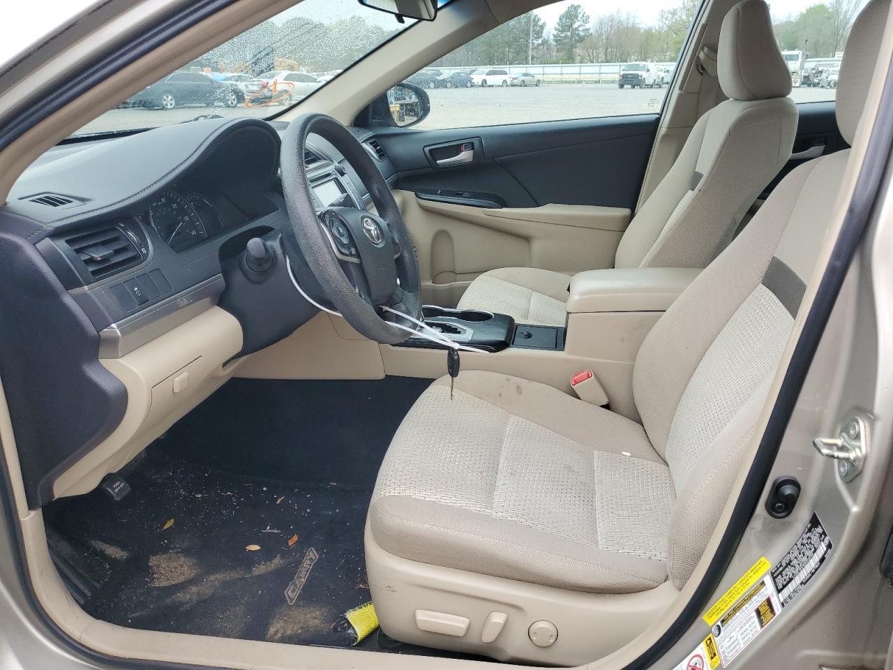 2014 TOYOTA CAMRY L - Image 7