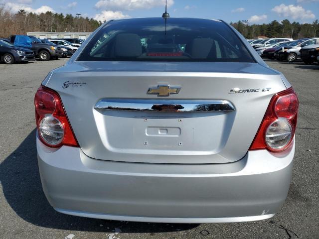 2016 Chevrolet Sonic Lt - Фото 6