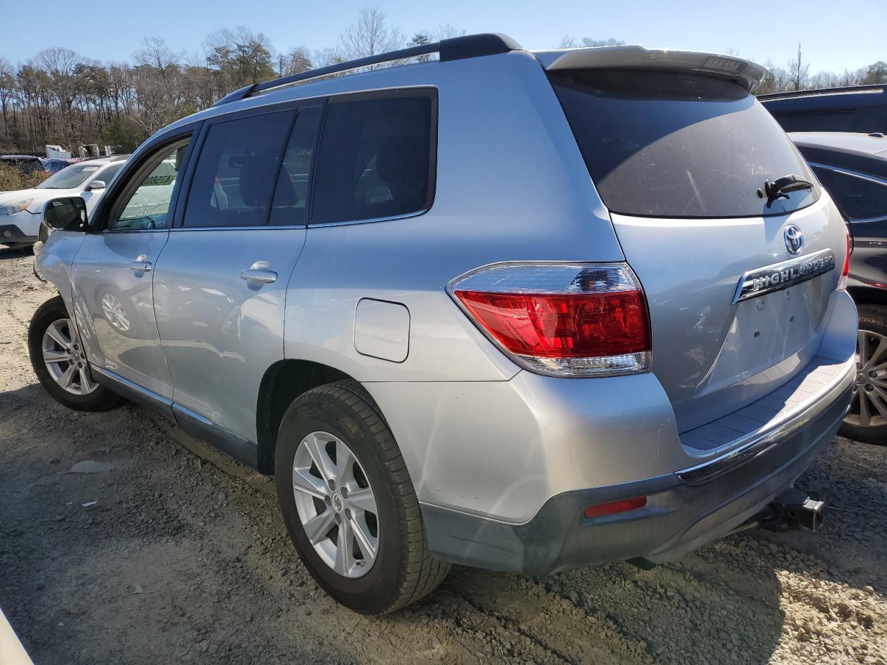 2011 TOYOTA HIGHLANDER - Фото 2