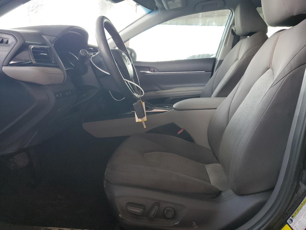 2019 TOYOTA CAMRY L - Image 7