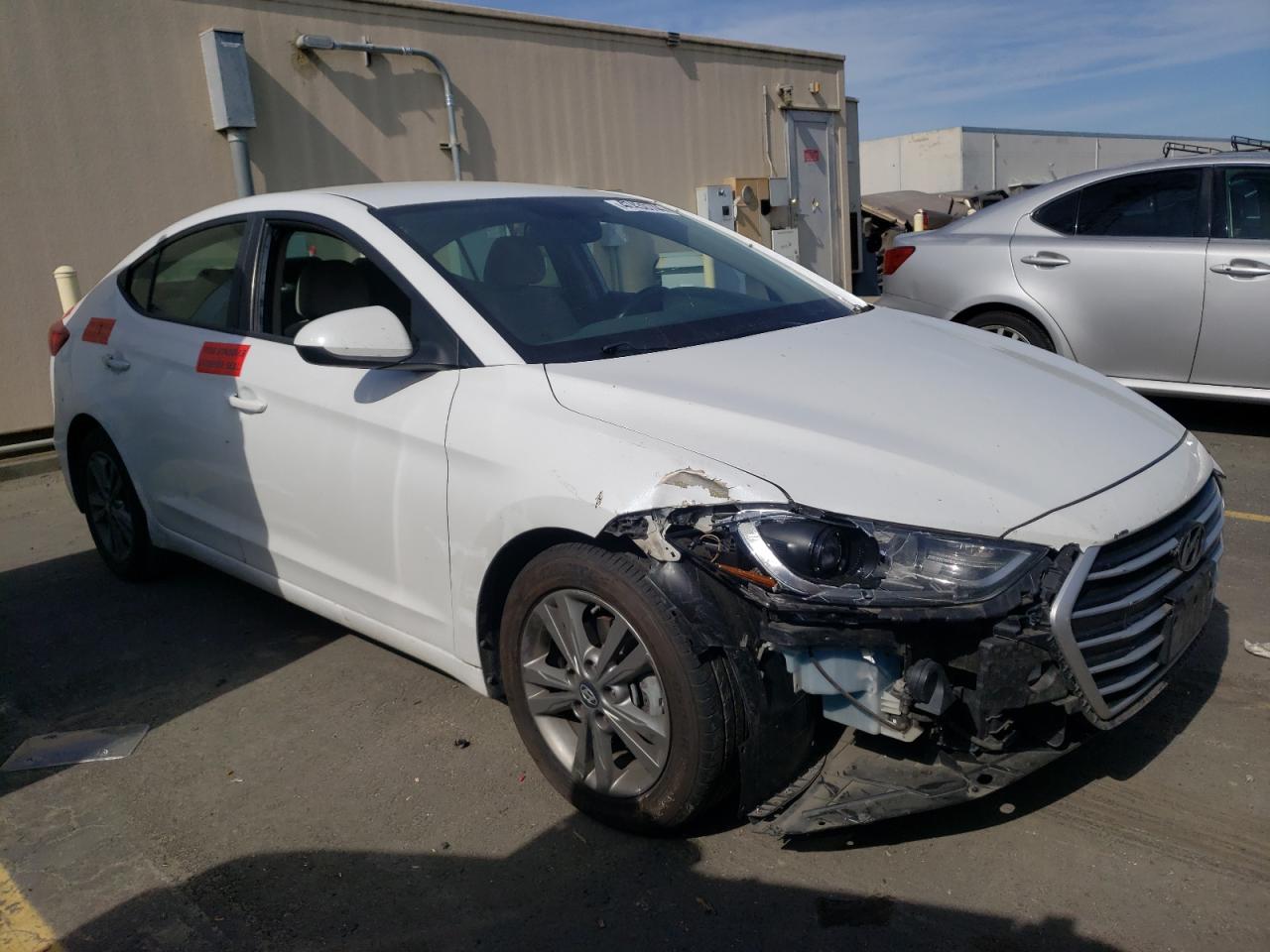 2018 HYUNDAI ELANTRA SE - Image 4