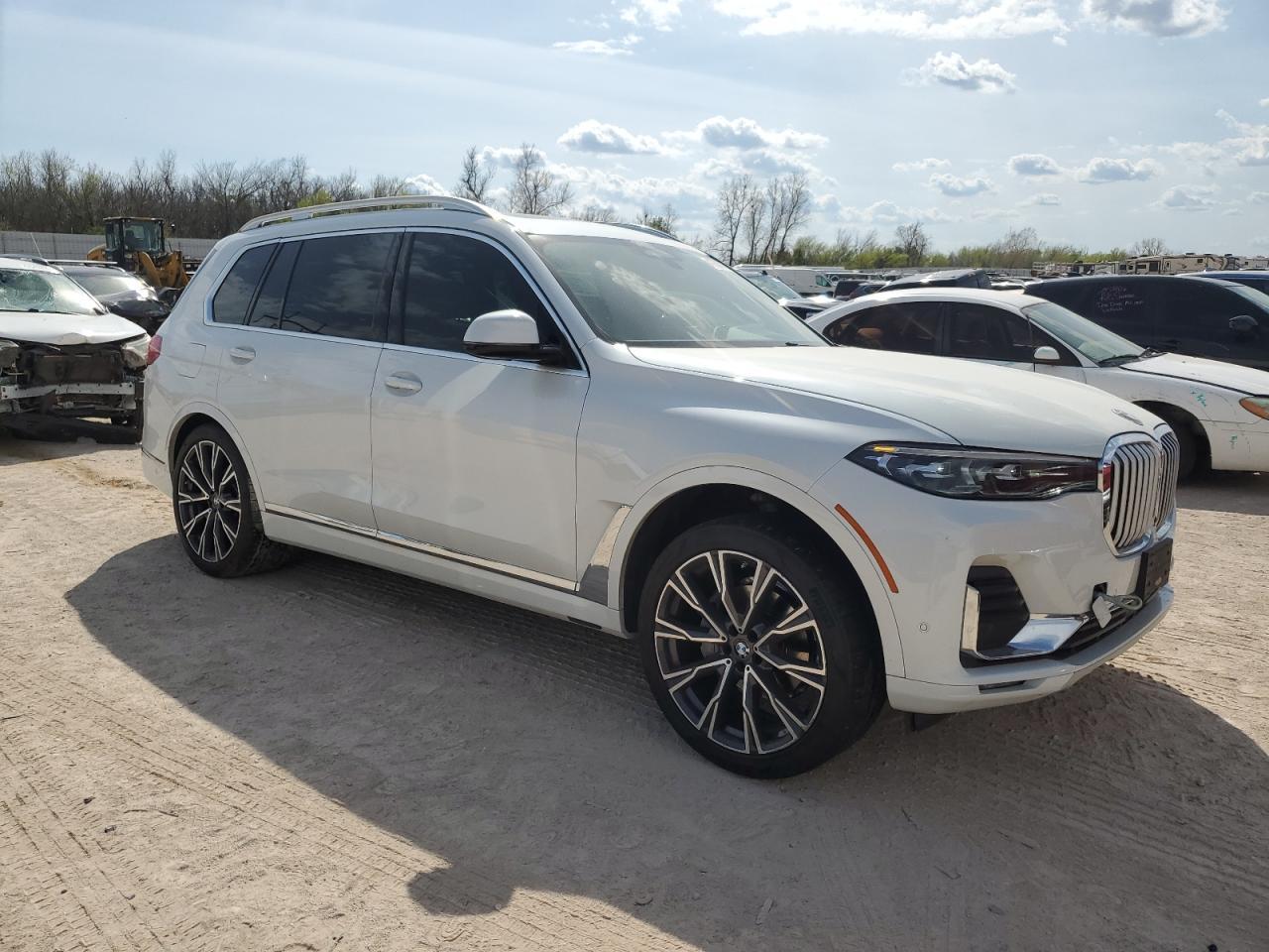 2022 BMW X7 XDRIVE4 - Image 4