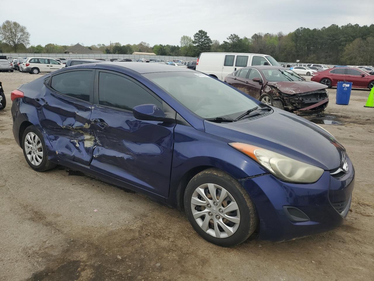 2011 HYUNDAI ELANTRA GL - Image 4