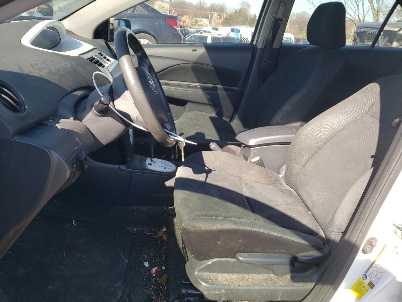 2012 TOYOTA YARIS - Фото 7