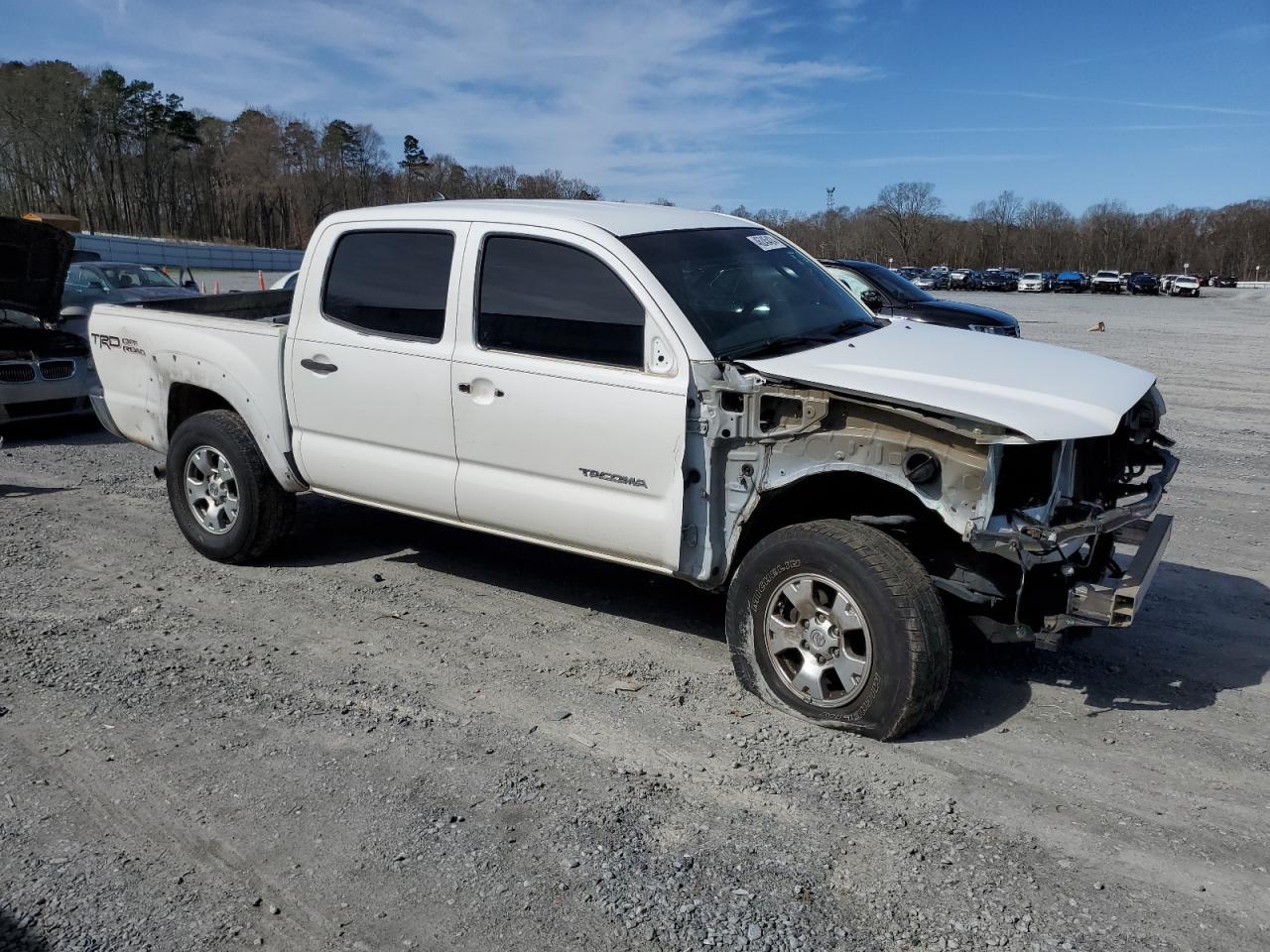 2014 TOYOTA TACOMA DOU - Image 4