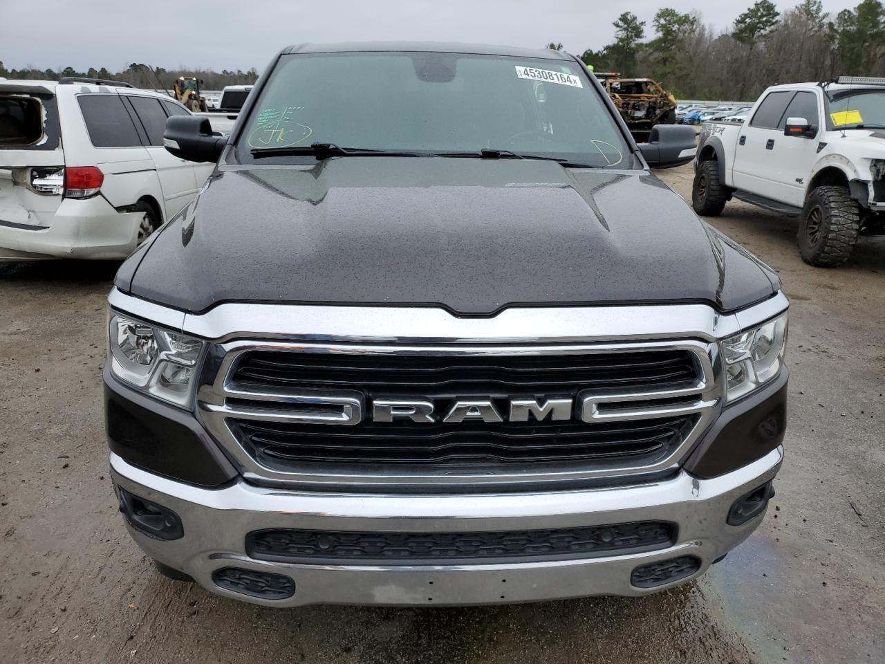 2019 RAM 1500 BIG H - Фото 5