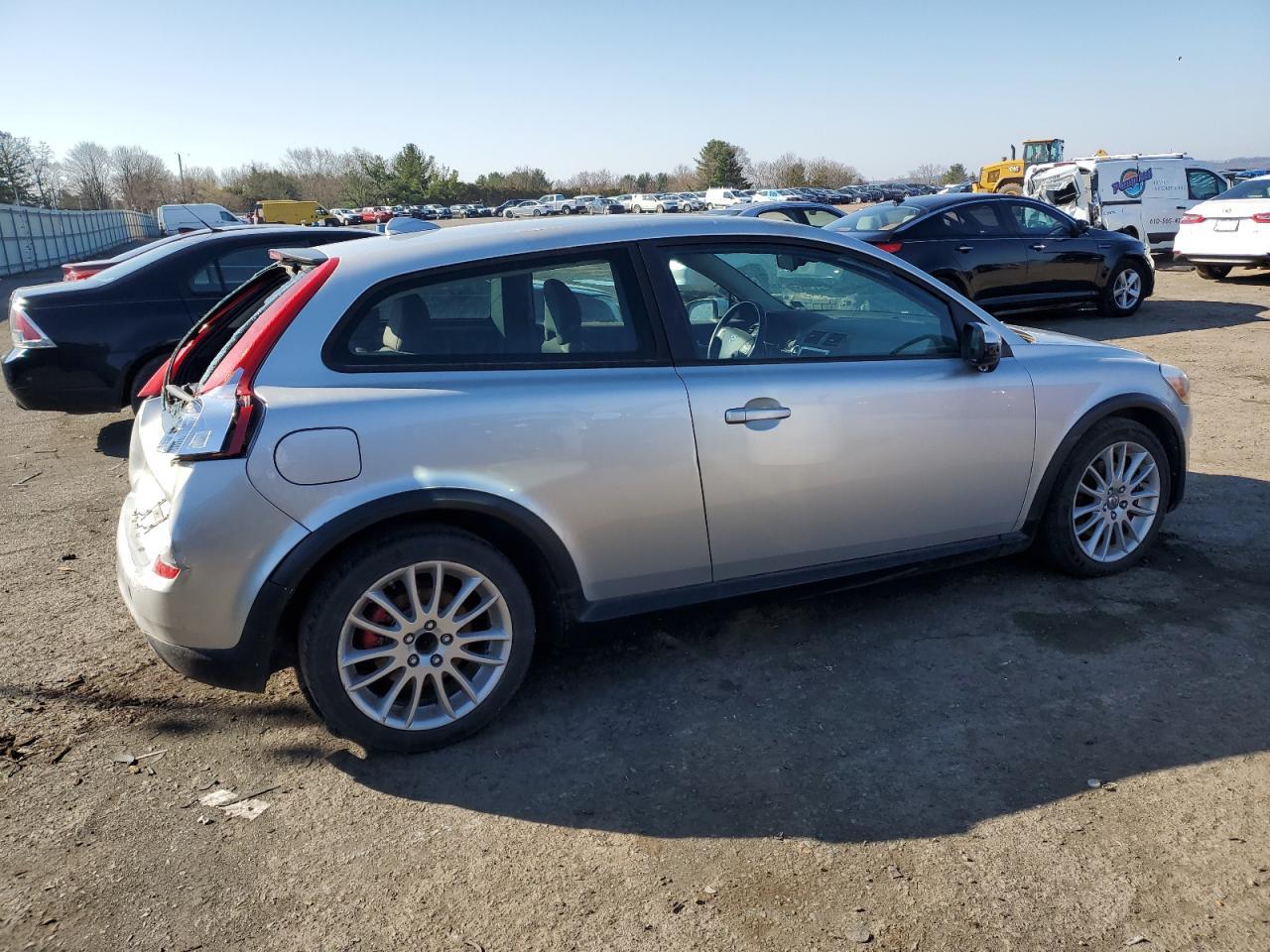 2011 VOLVO C30 T5 - Фото 3