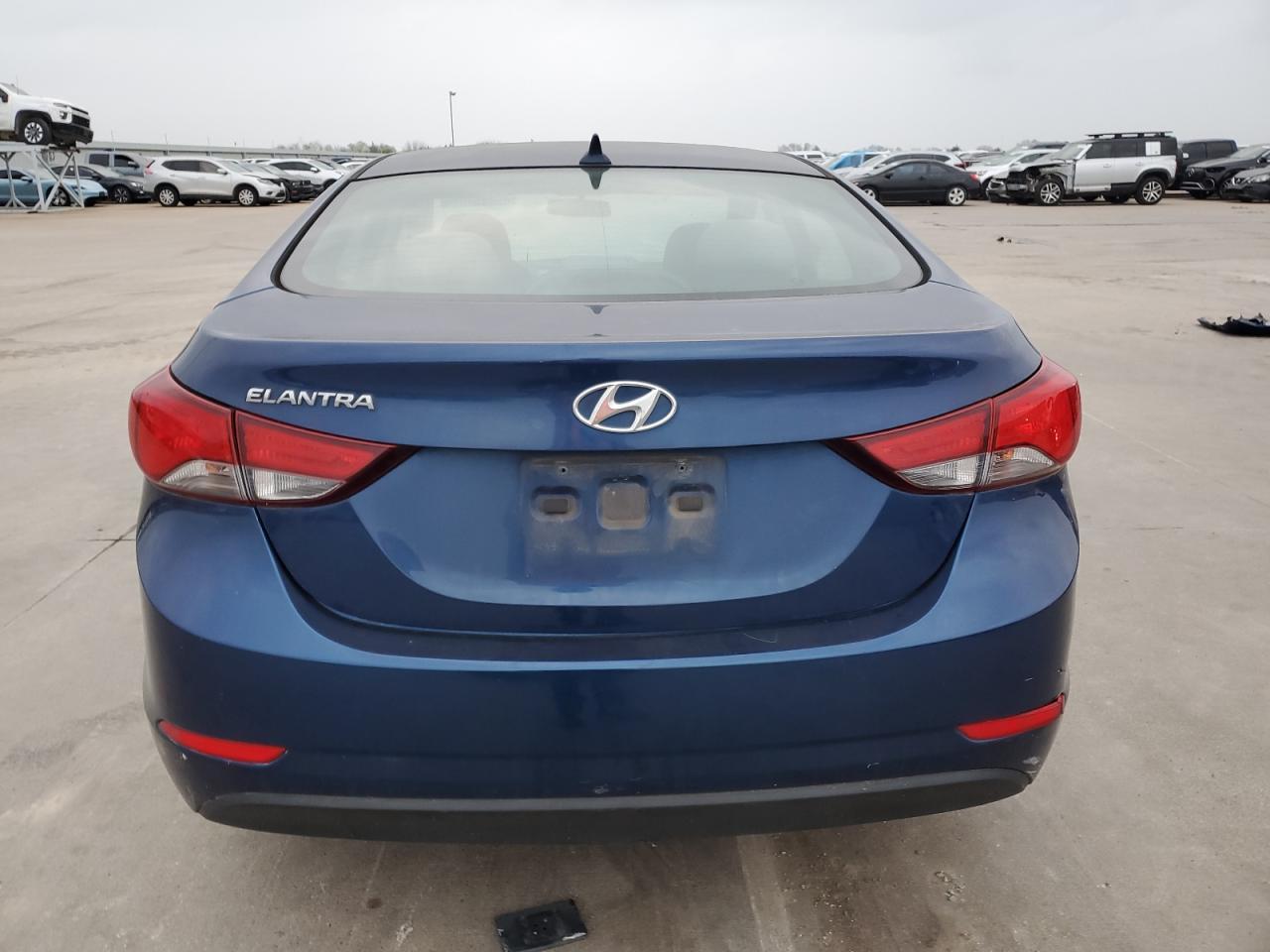 2015 HYUNDAI ELANTRA SE - Фото 6