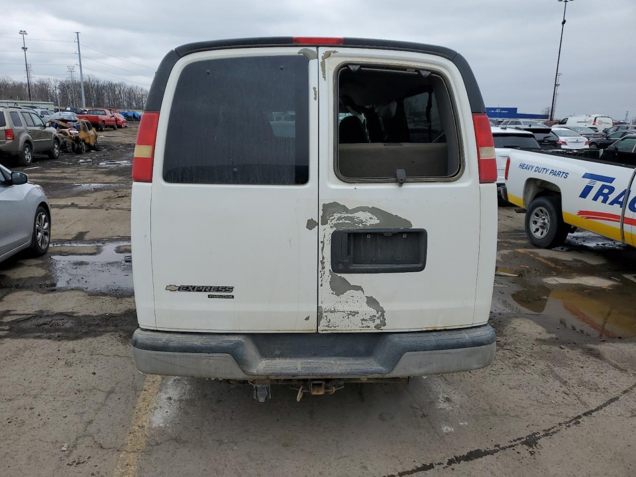 2012 CHEVROLET EXPRESS G3 - Фото 6