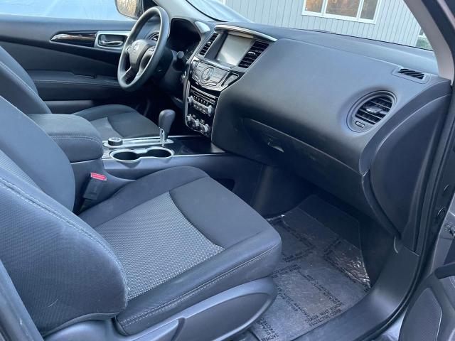 2017 Nissan Pathfinder S - Image 5