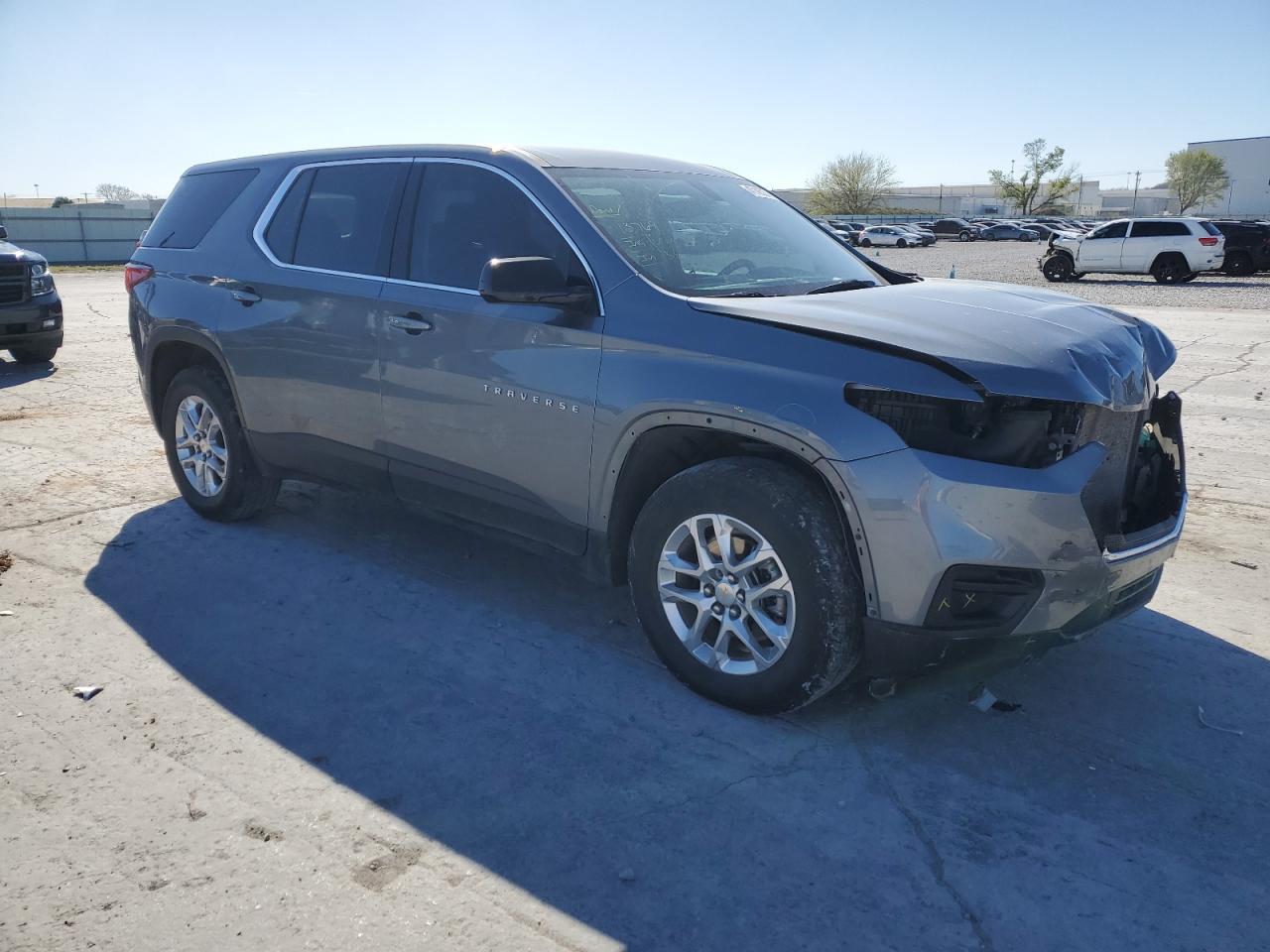 2021 CHEVROLET TRAVERSE L - Фото 4
