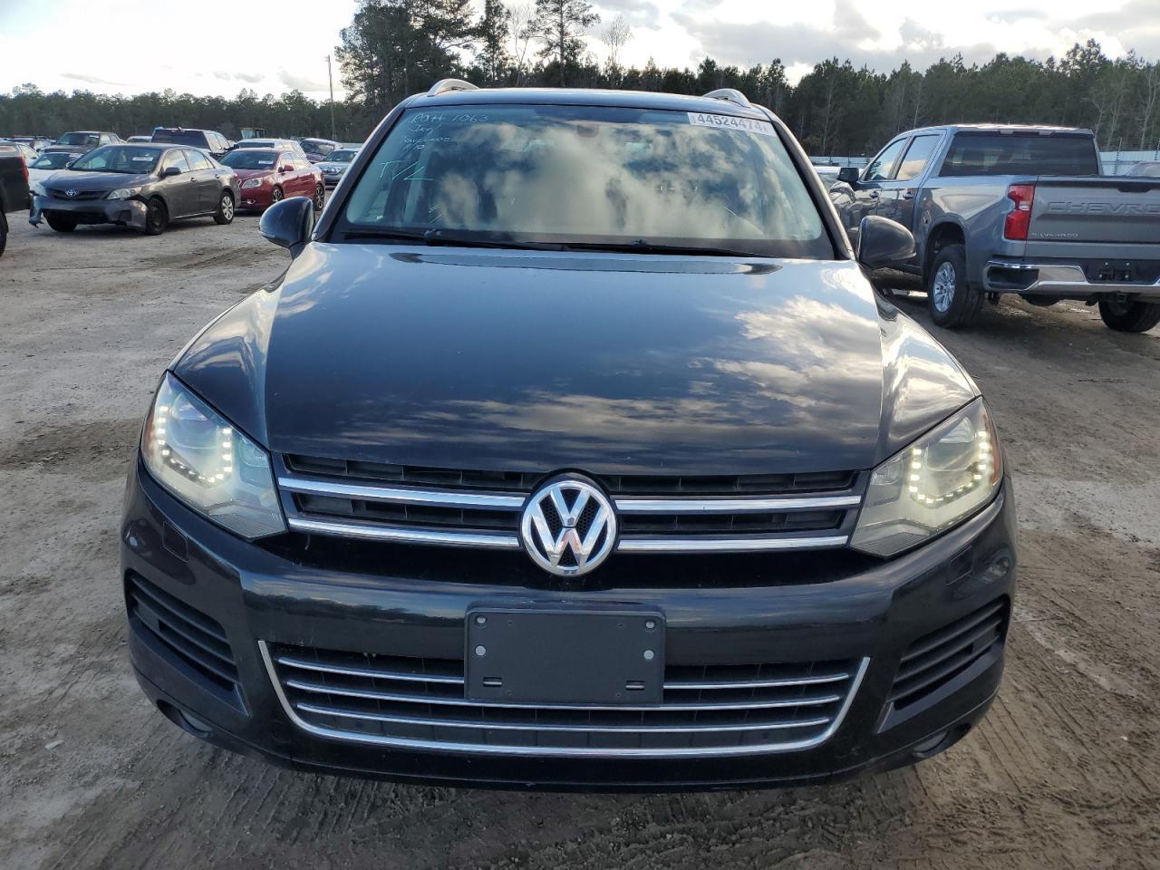 2012 VOLKSWAGEN TOUAREG V6 - Фото 5