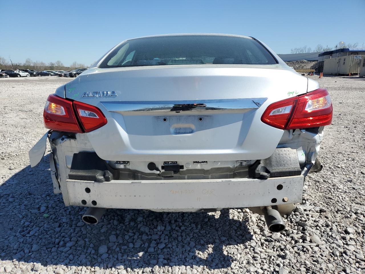 2017 NISSAN ALTIMA 2.5 - Фото 6