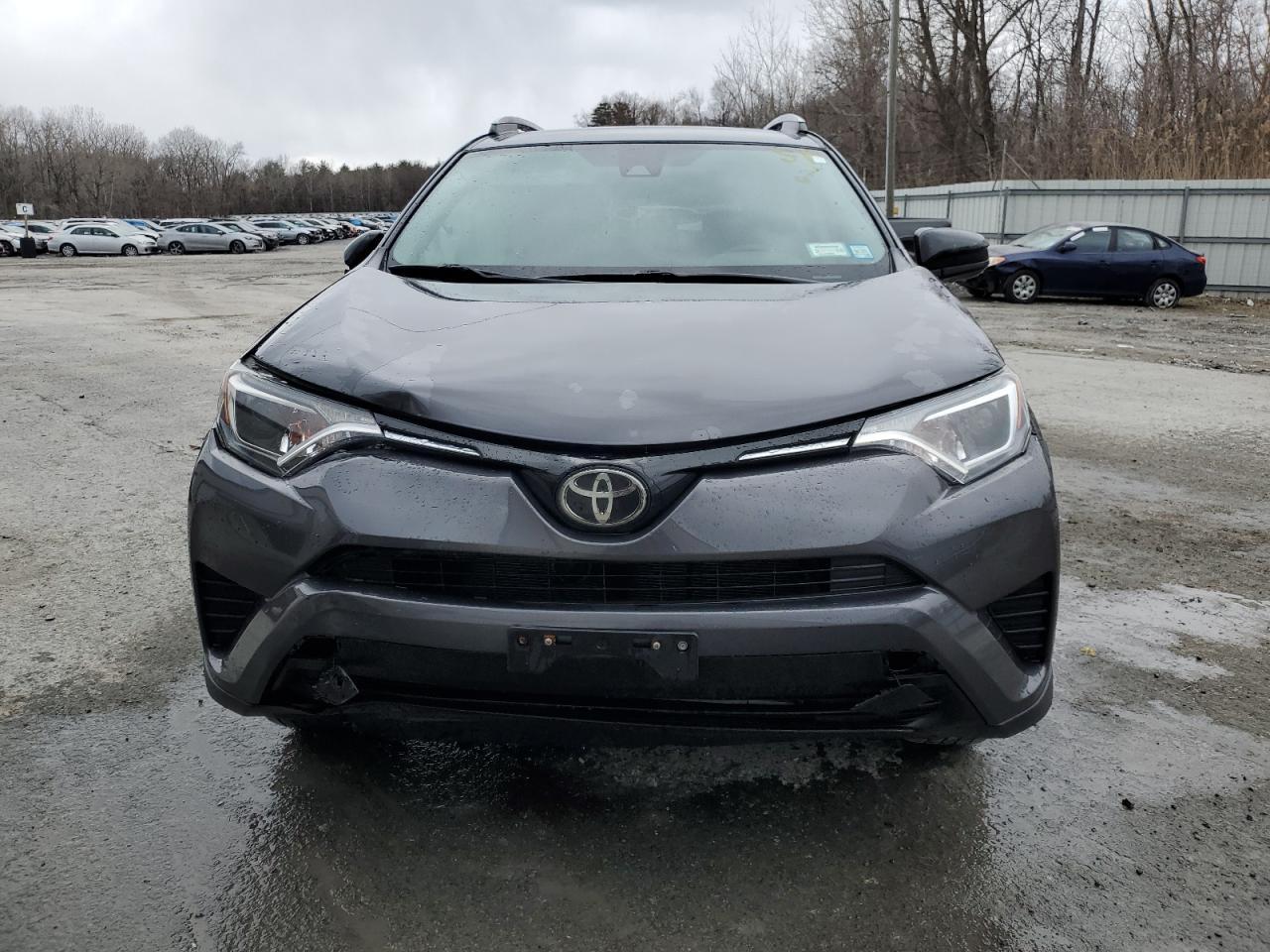 2018 TOYOTA RAV4 LE - Image 5