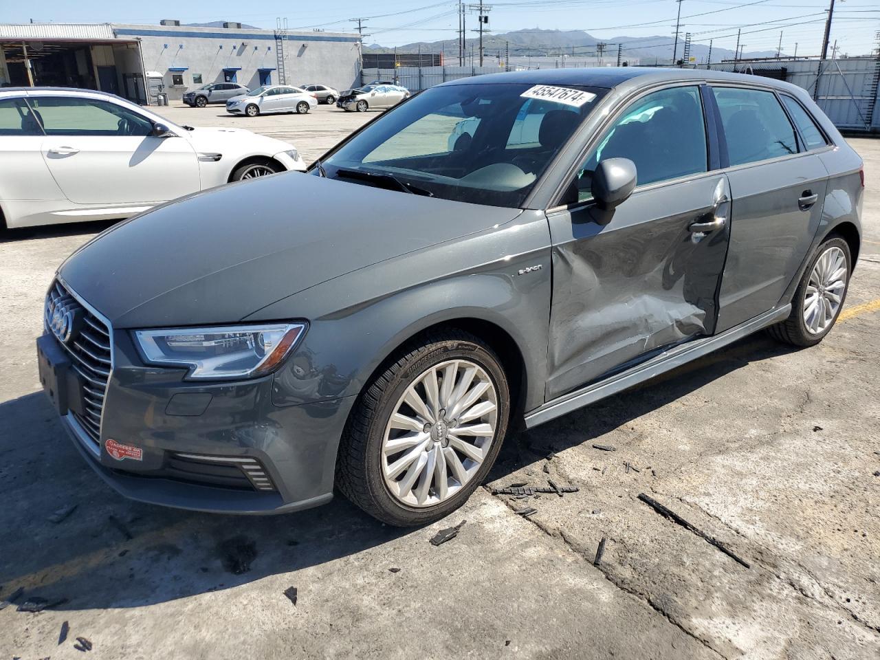 2017 AUDI A3 E-TRON car image