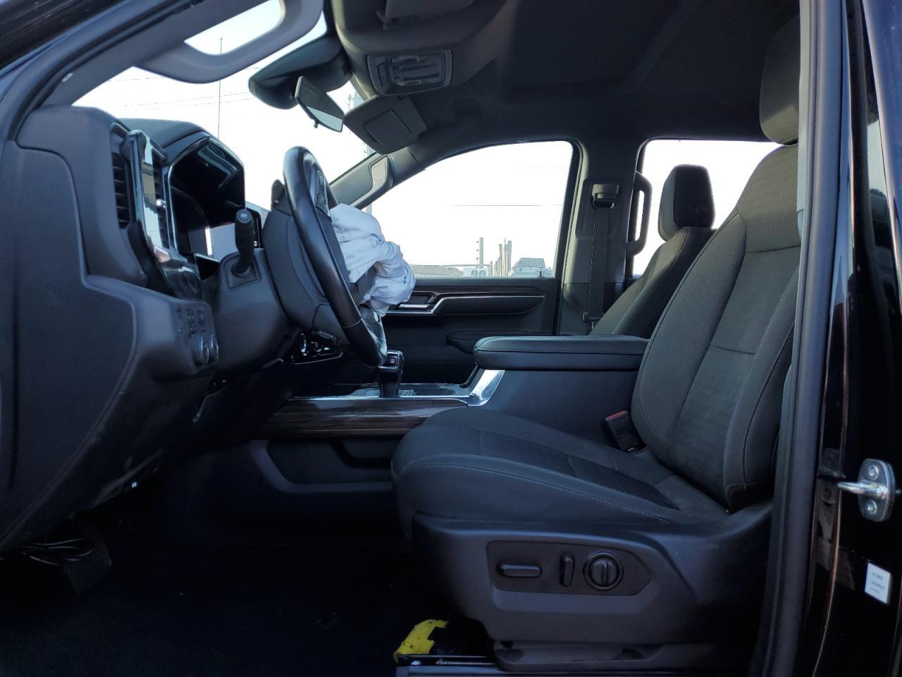 2023 CHEVROLET SILVERADO - Фото 7