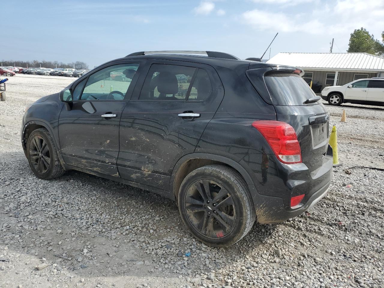 2018 CHEVROLET TRAX 1LT - Image 2