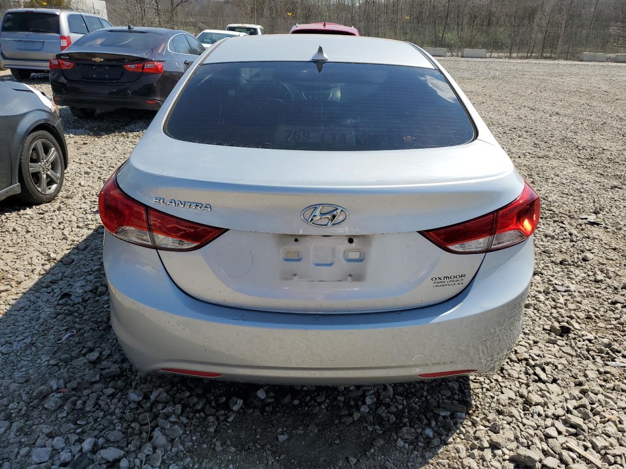 2011 HYUNDAI ELANTRA GL - Фото 6