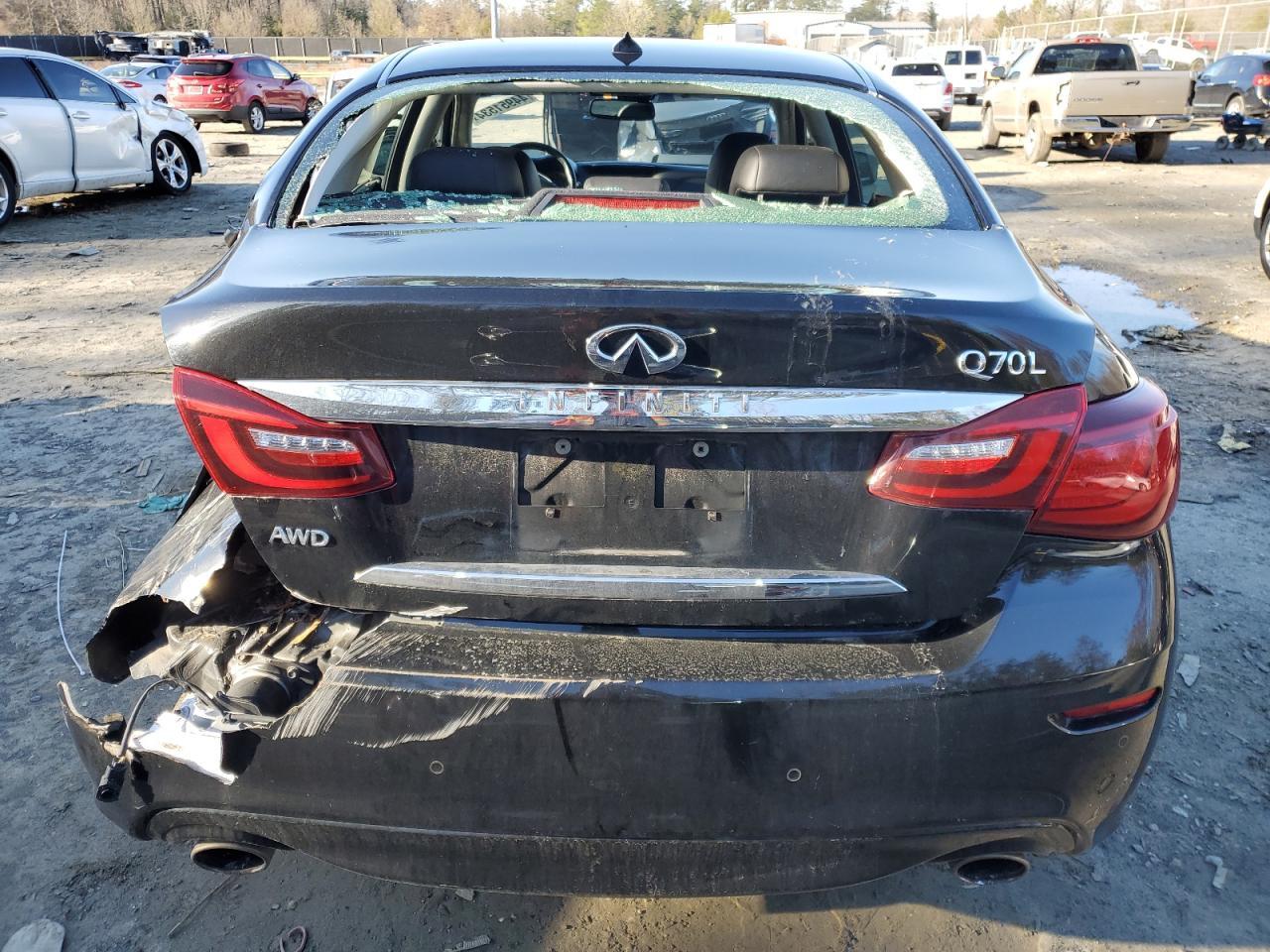 2015 INFINITI Q70L 3.7 - Image 6