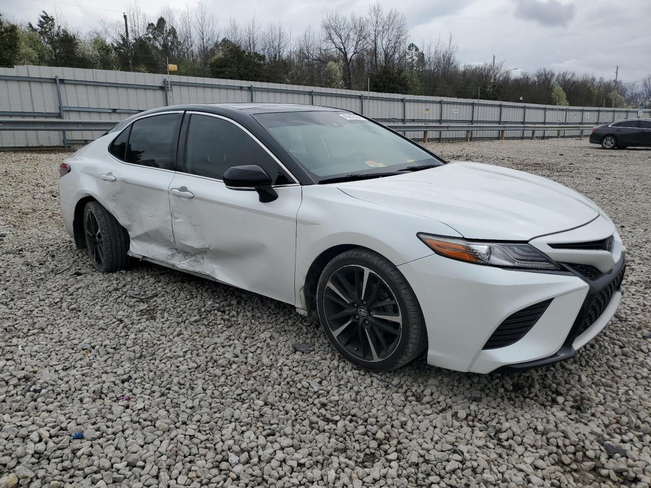 2019 TOYOTA CAMRY XSE - Image 4