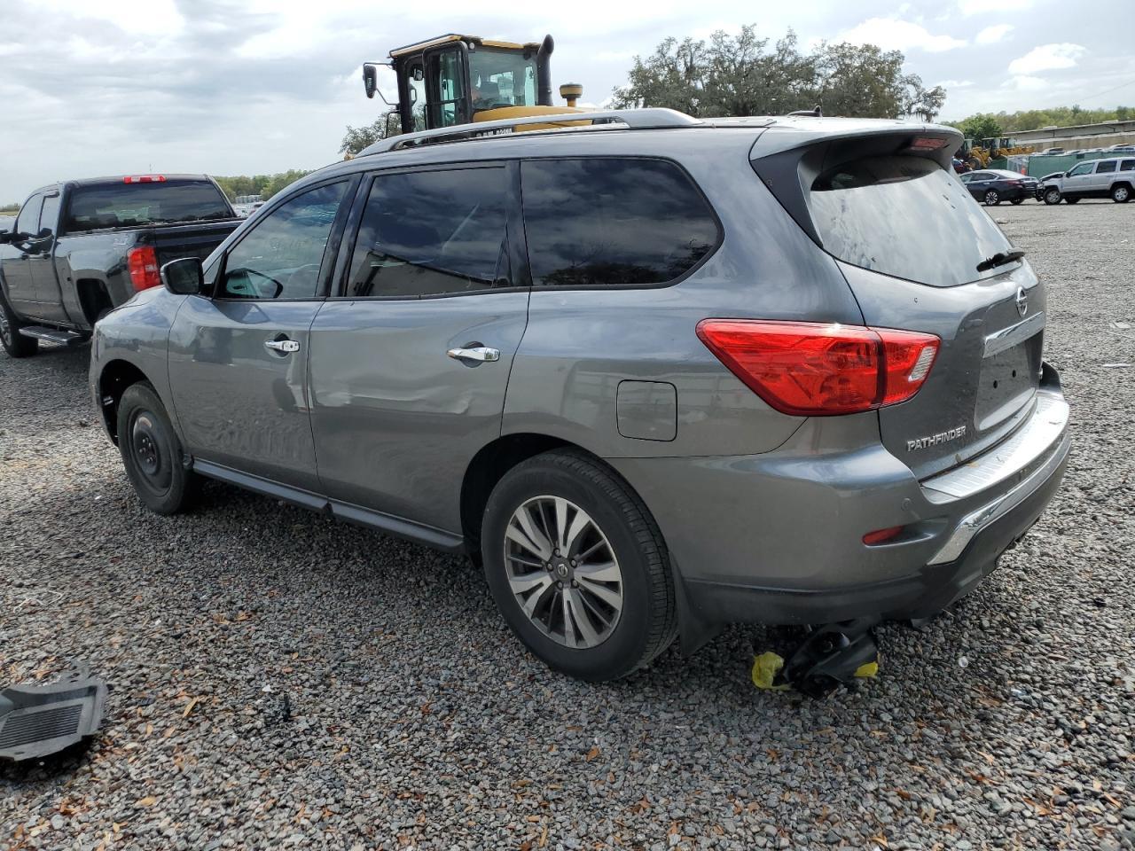 2017 NISSAN PATHFINDER - Image 2