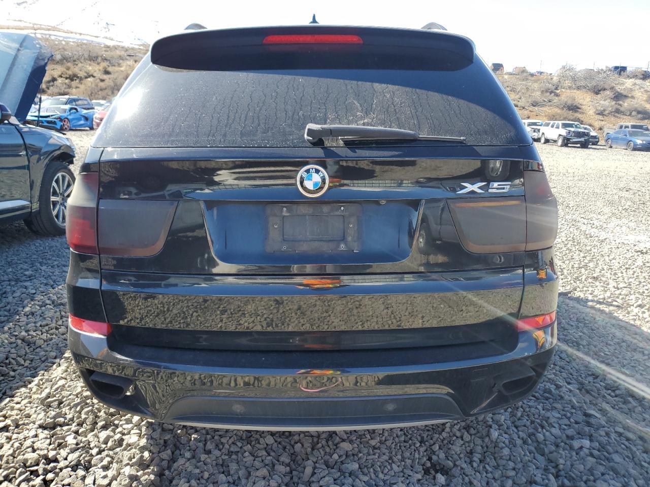 2011 BMW X5 XDRIVE5 - Image 6