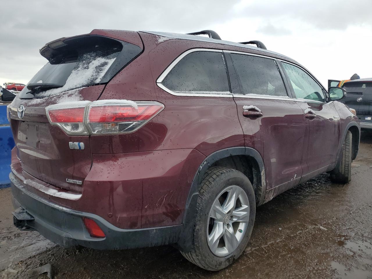 2015 TOYOTA HIGHLANDER - Фото 3