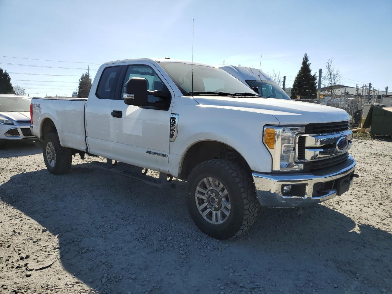 2017 FORD F250 SUPER - Image 4