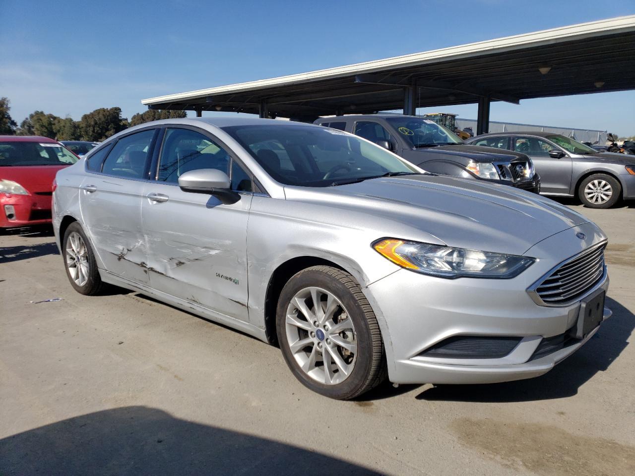 2017 FORD FUSION S H - Image 4