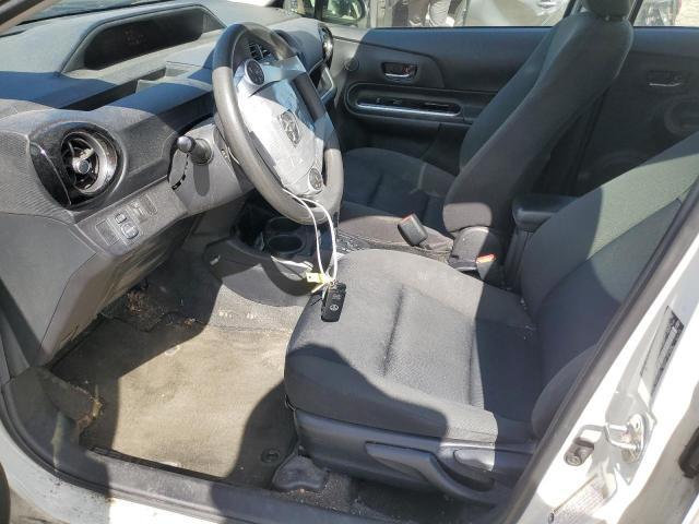 2015 Toyota Prius C - Image 7