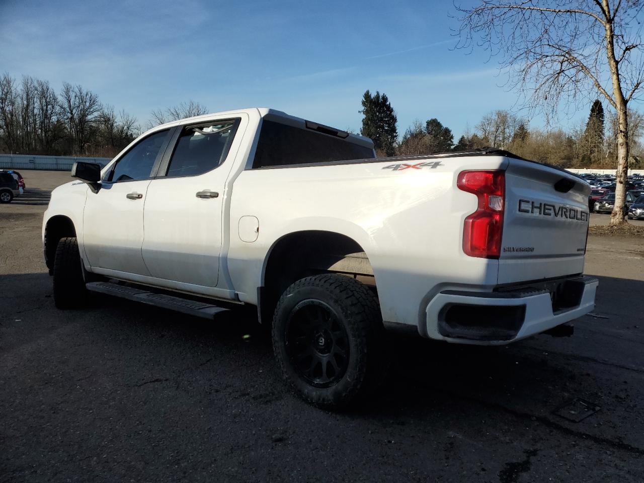 2021 CHEVROLET SILVERADO - Фото 2