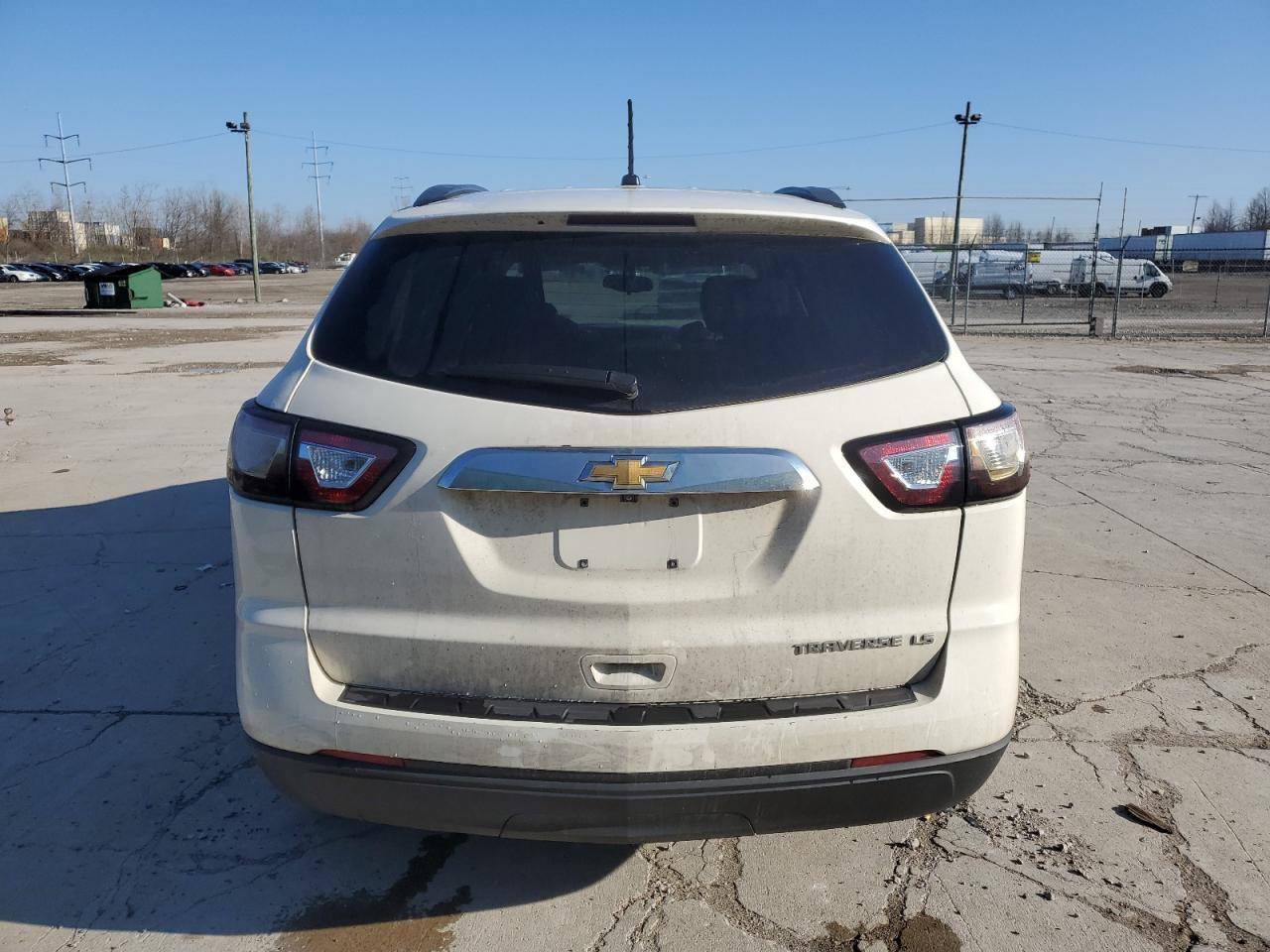 2014 CHEVROLET TRAVERSE L - Image 6