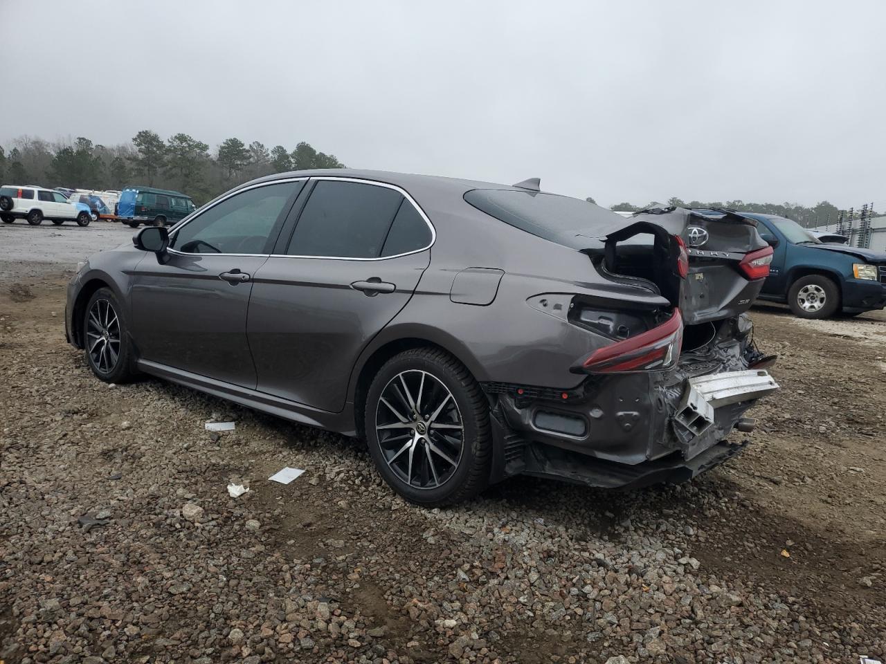 2021 TOYOTA CAMRY SE - Image 2