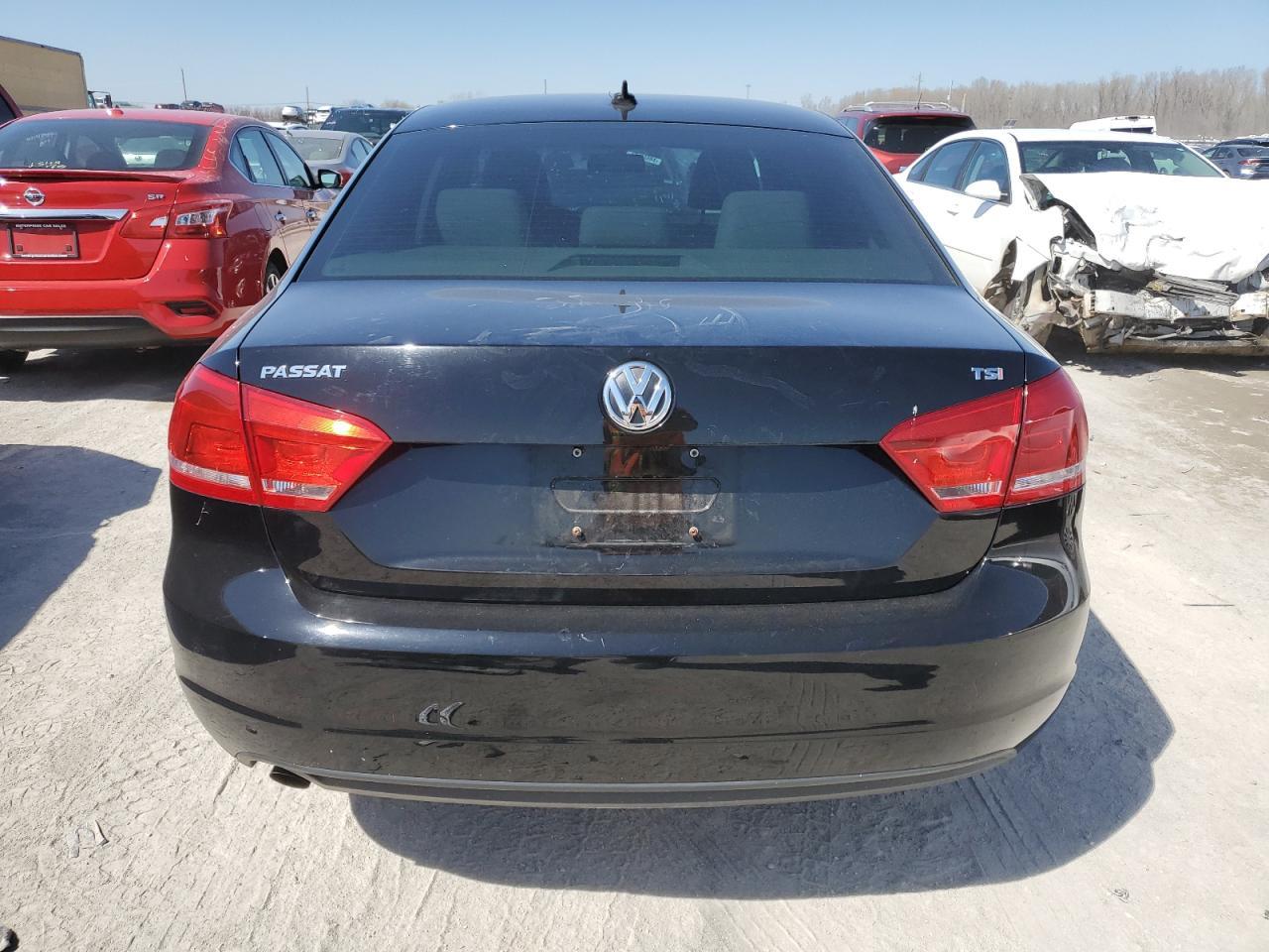 2015 VOLKSWAGEN PASSAT S - Фото 6