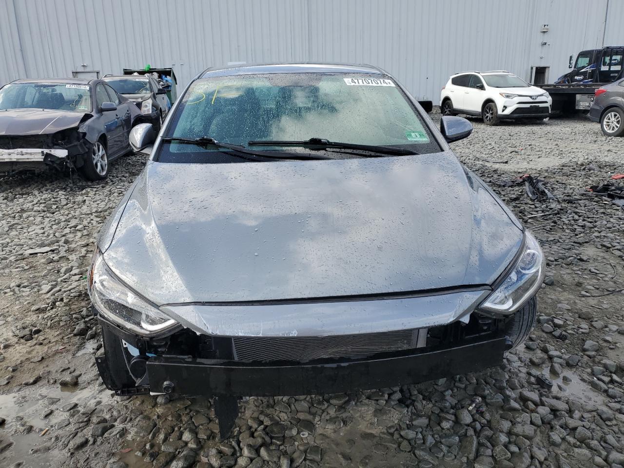 2018 HYUNDAI ELANTRA SE - Фото 5