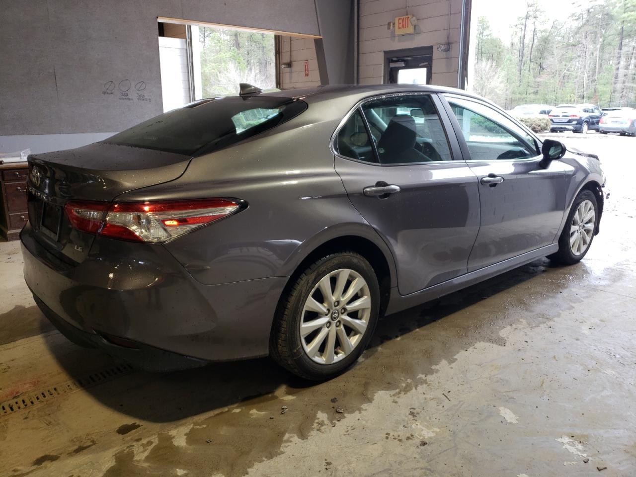 2020 TOYOTA CAMRY LE - Image 3