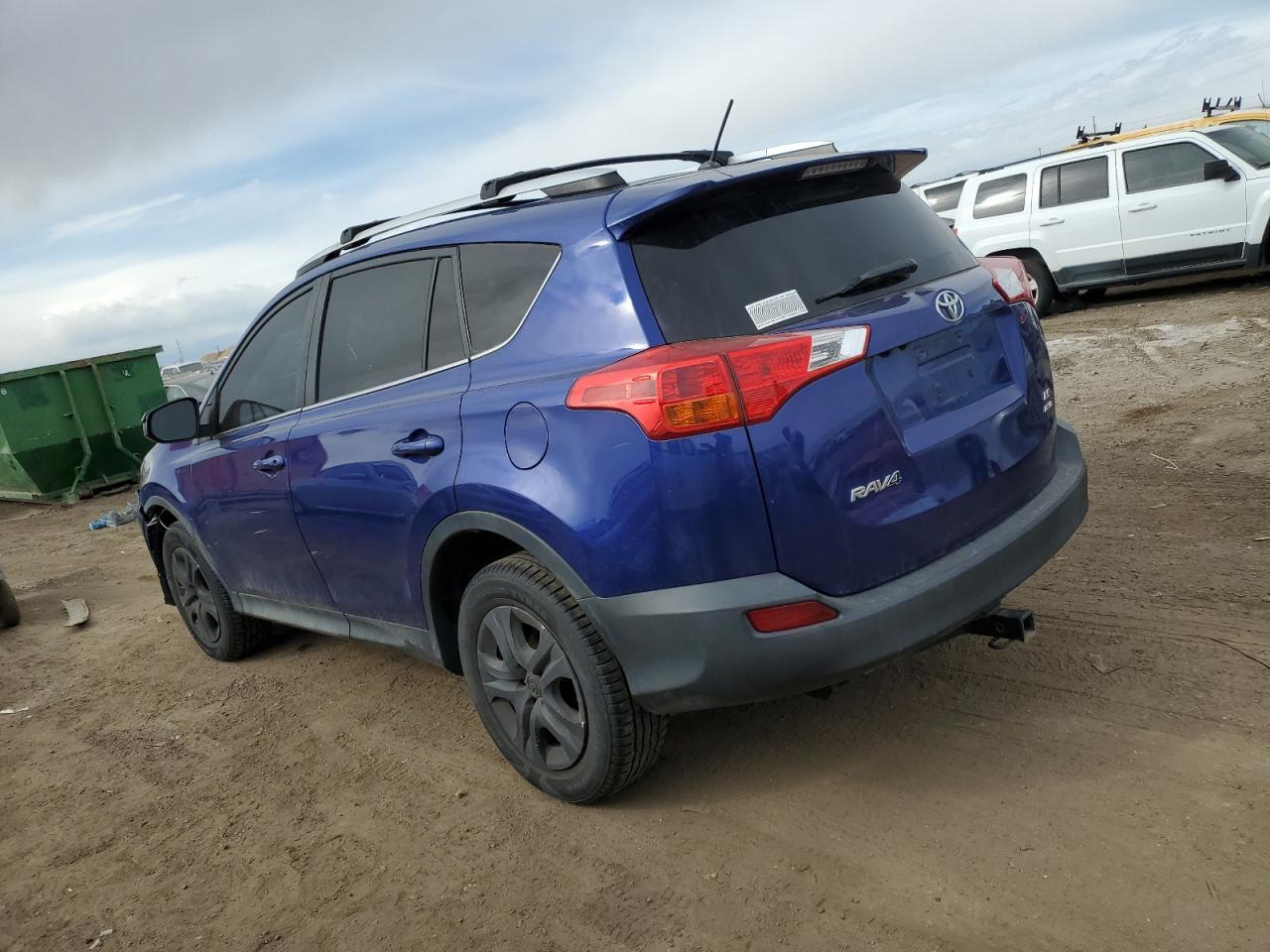 2015 TOYOTA RAV4 LE - Фото 2