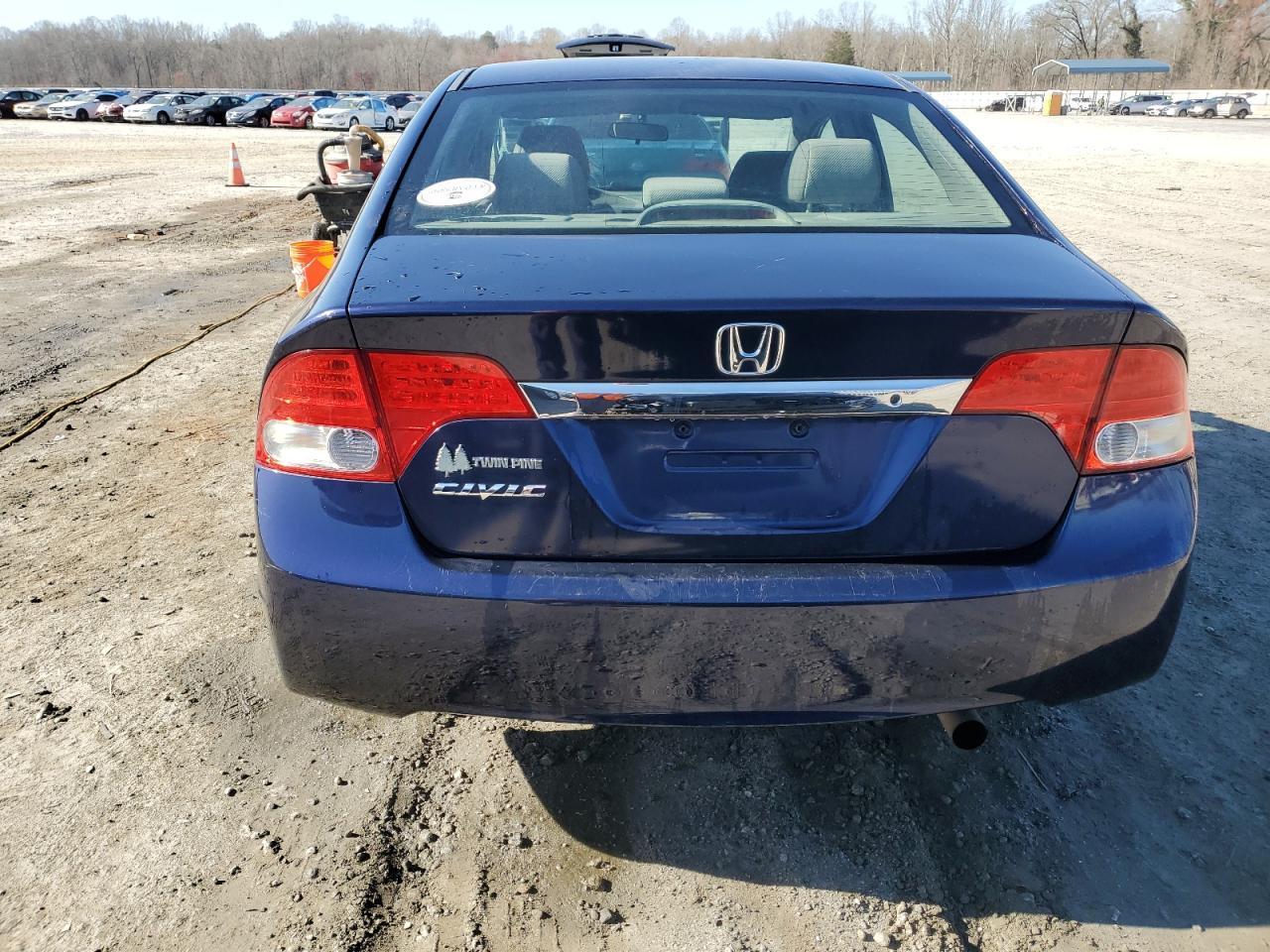 2011 HONDA CIVIC LX - Image 6