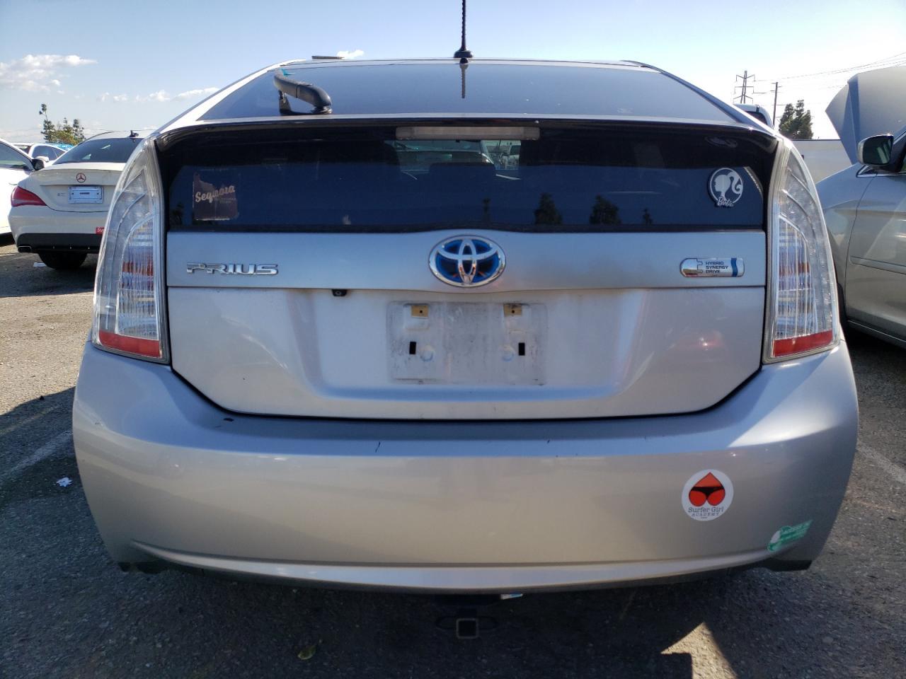 2015 TOYOTA PRIUS PLUG - Image 6